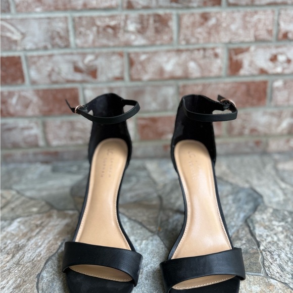 LC Lauren Conrad Black Open Toe Heels - Picture 2 of 4
